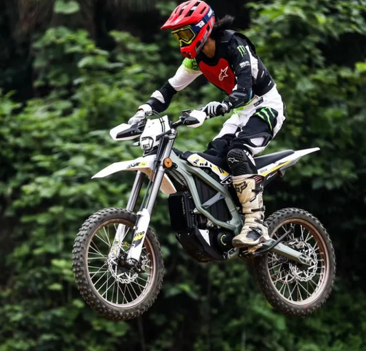 2026 Surron Ultra Bee HP