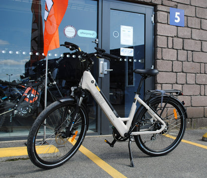 NCM T3S Step-Thru Trekking E-Bike